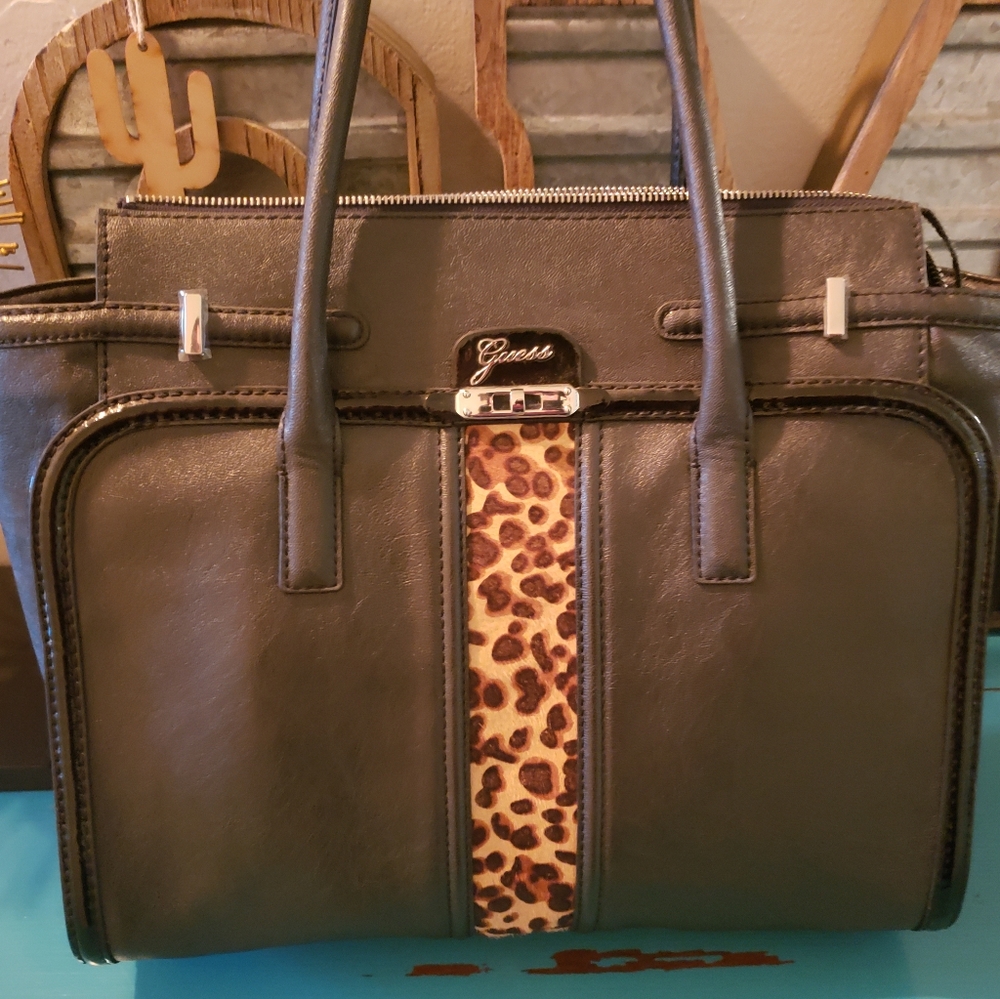 Leopard Guess bag, NWT